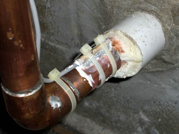 Town Water Inlet - temperature sensor mounting