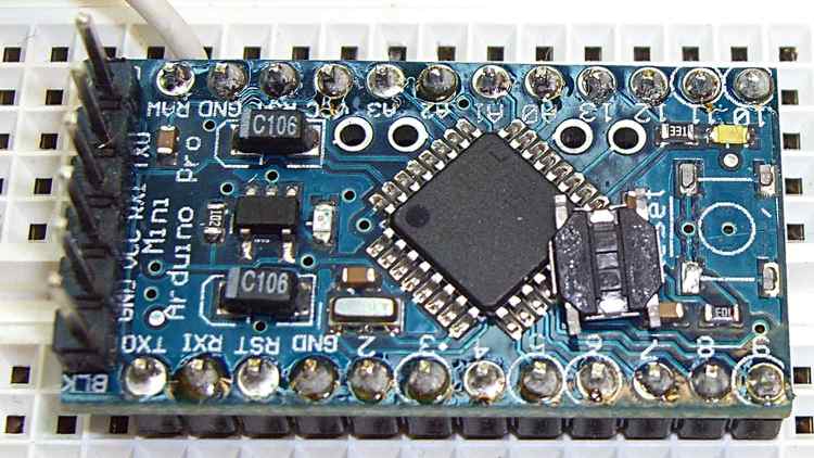 Arduino Pro Mini Knockoff - cold solder joints