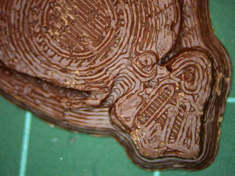 Tux Gradient - milk chocolate detail