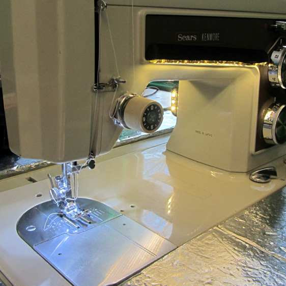 Kenmore 158 Sewing Machine - mixed LED lighting