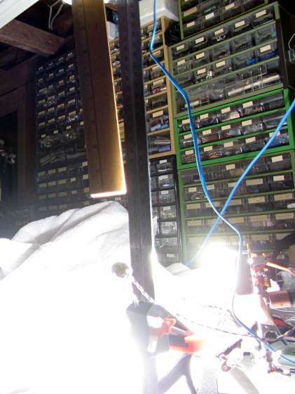 Strobe flash - falling ruler - middle