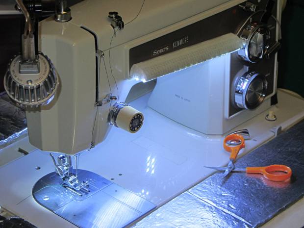 Kenmore 158 Sewing Machine - Cool white LEDs - front flash