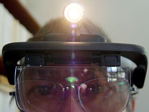 Magnifying headband - in action