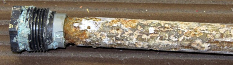 GE anode rod - bolt - 2014-04