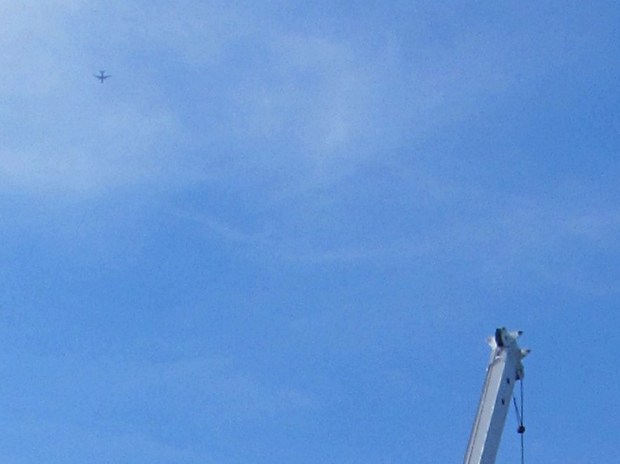 Maintenance Crane on Walkway Over the Hudson - airplane
