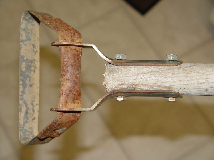 Stirrup hoe - replacement handle