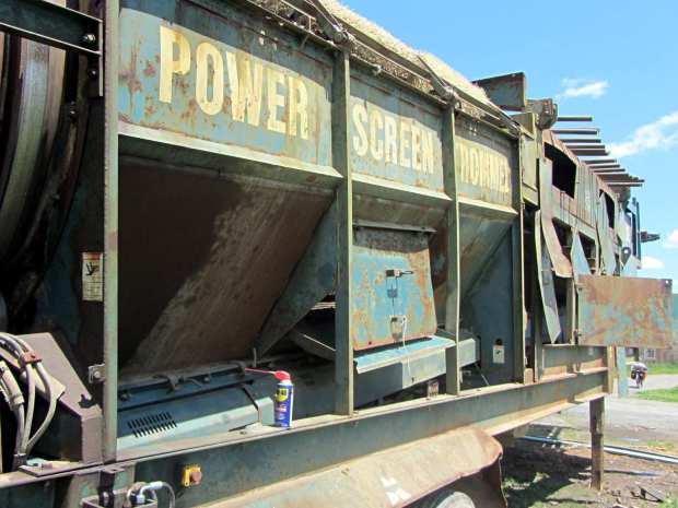 Power Screen Trommel - right