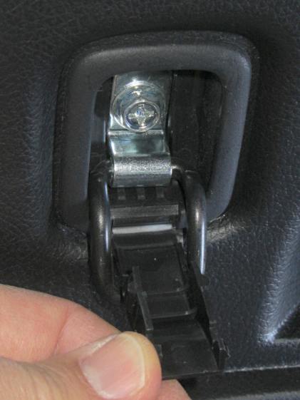 Forester cargo tiedown - screw location