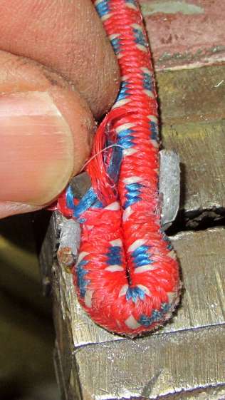 Easy Reacher pack - unclamping new elastic cord