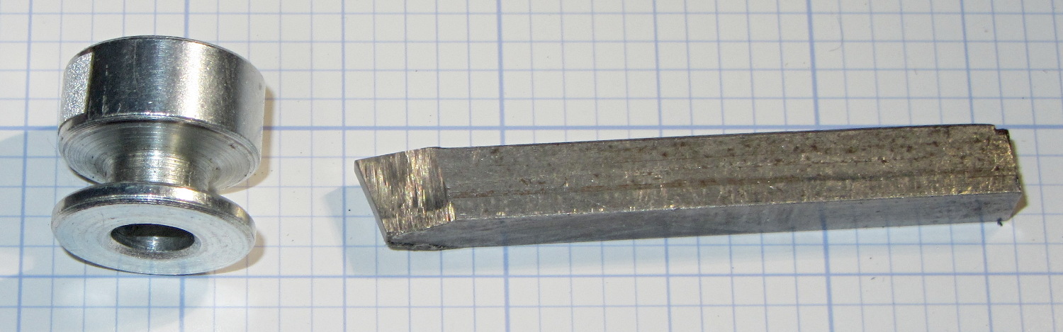 Pulley form tool - side