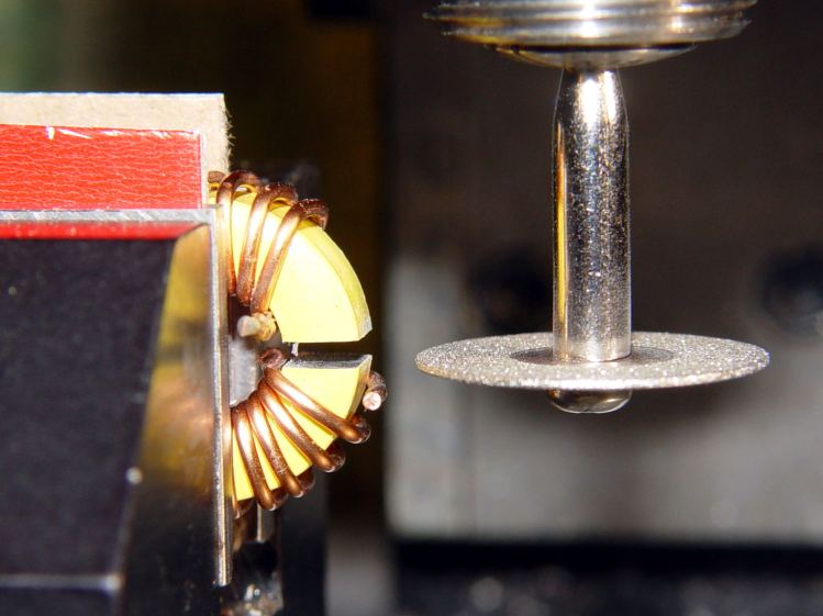 Powdered iron toroid - slitting