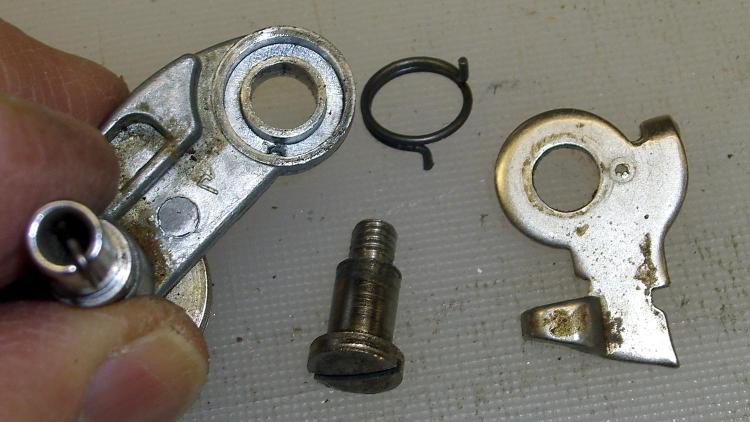 Bobbin Winder - drive latch