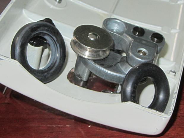 Bobbin Winder - wheel and tires