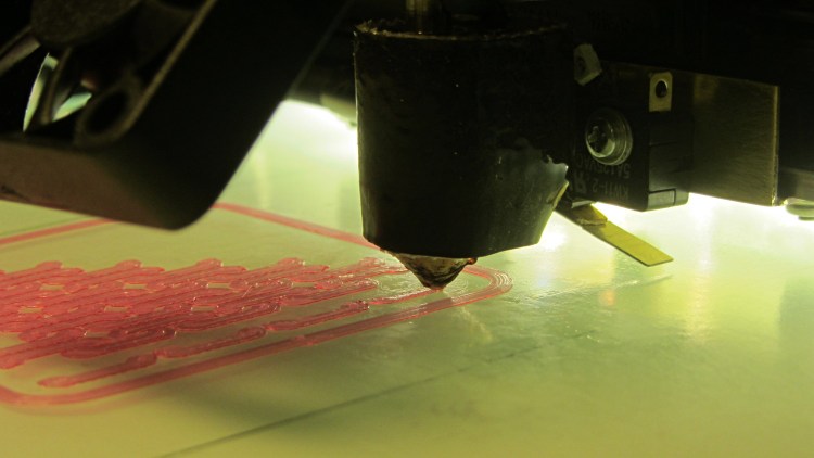 Chain Mail - PETG on nozzle - platform switch clearance