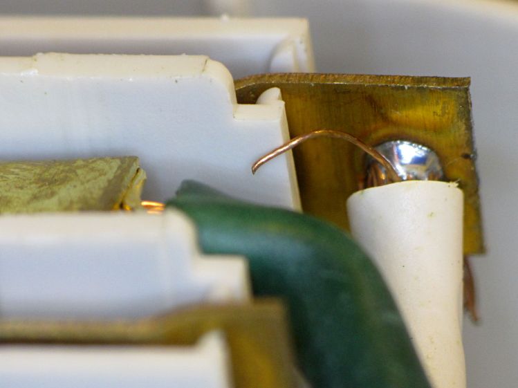 Prime Switched Outlet - stray wire strand