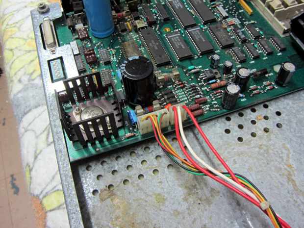 HP 7475A - PCB latrine area
