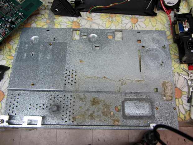 HP 7475A - chassis latrine