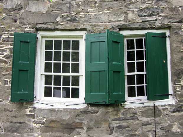Terwilliger House - parallelogram windows
