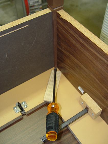 Sears Sewing Table - leg removal