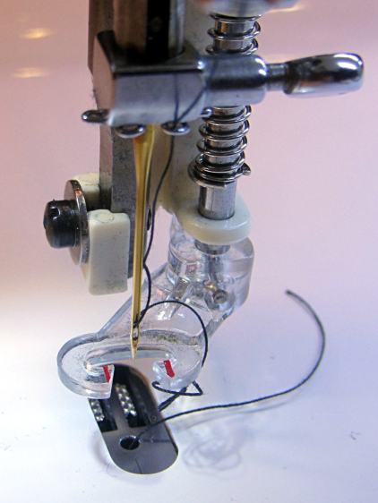 Kenmore Model 158 - Small Presser Foot Screw