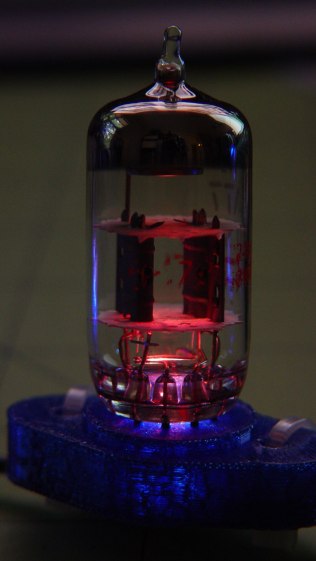 Vacuum Tube LEDs - Noval tube - red phase