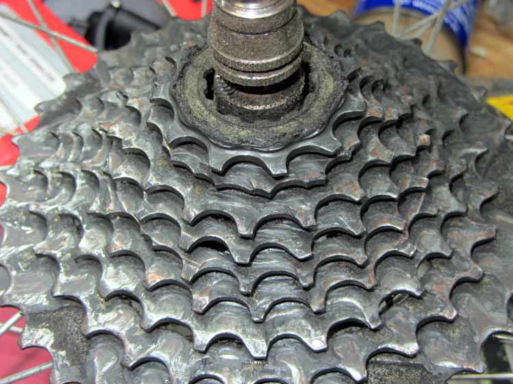 Sprocket with broken teeth - as found