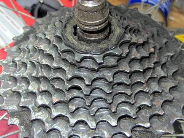 Sprocket with broken teeth - as found