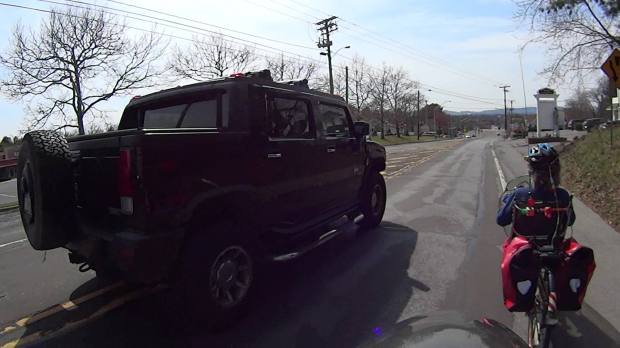 Rt 44 at 695 - H2 Overtaking - front camera - 0186