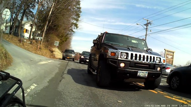 Rt 44 at 695 - H2 Overtaking - rear camera - 0257