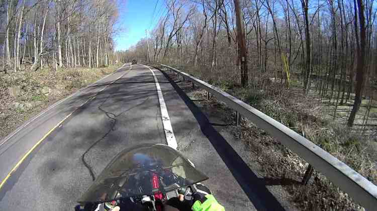 Rt 376 2016-04-20 - Northbound milepost 1110 - sinkhole
