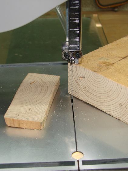 Micro-Mark Bandsaw - first cut