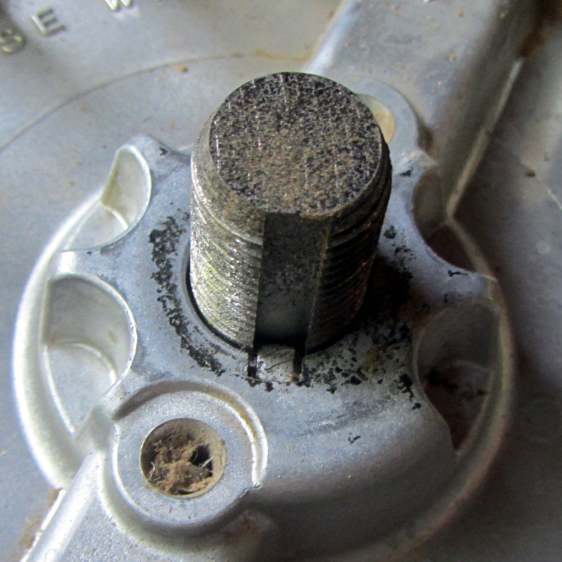 Mower flywheel key