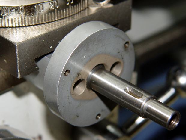 LMS mini-lathe - cross slide leadscrew shaft