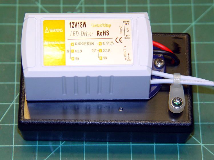 Needle LEDs power supply - exterior
