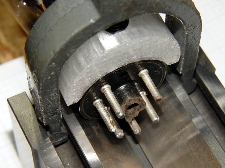 0D3 Octal tube - Dremel grinding