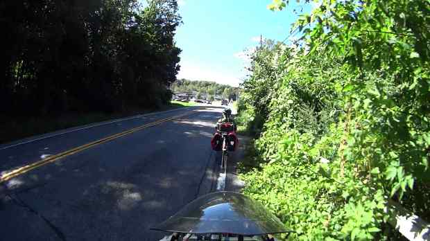 Rt 376 SB shoulder overgrowth - 2016-09
