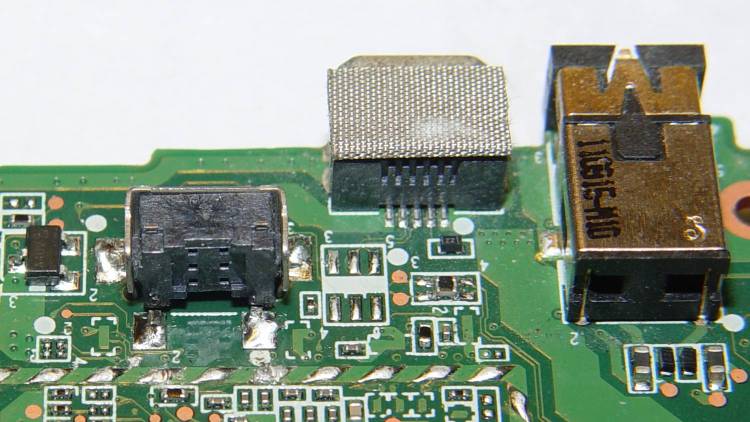 Kindle Fire - repaired power switch - rear