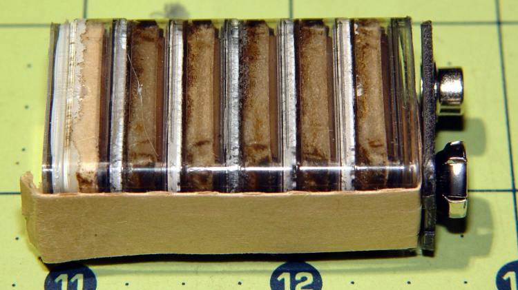 Rayovac Maximum 9V battery - detail