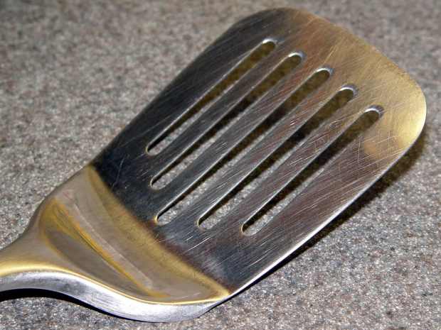 Spatula Search - heavy slotted metal