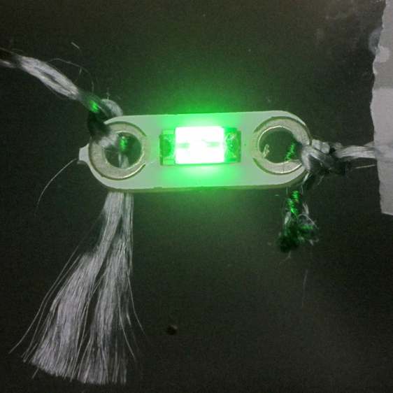 Emerald LED - Stainless steel thread - knotted