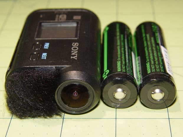 Sony HDR-AS30V vs 18650 cells - end view