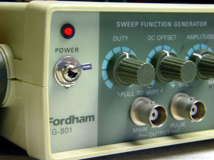 Fordham FG-801 Fn Gen - switch in action