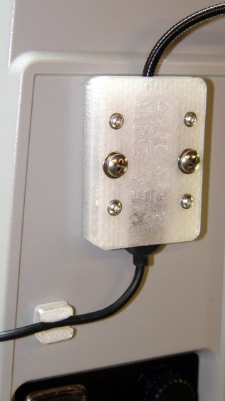 USB Gooseneck Mount - cable clip