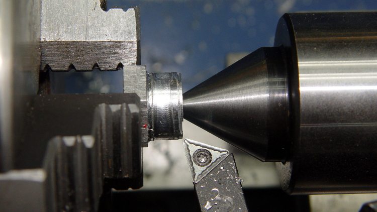 Screw cutting fixture - 10-32 - rechucked