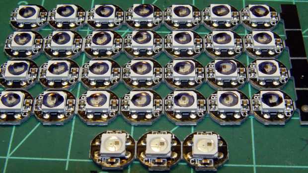 WS2812 LEDs - leak test