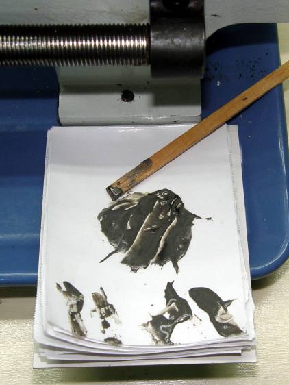 Epoxy mixing pad