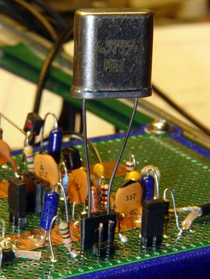 Quartz test fixture - 3.57954 MHz crystal