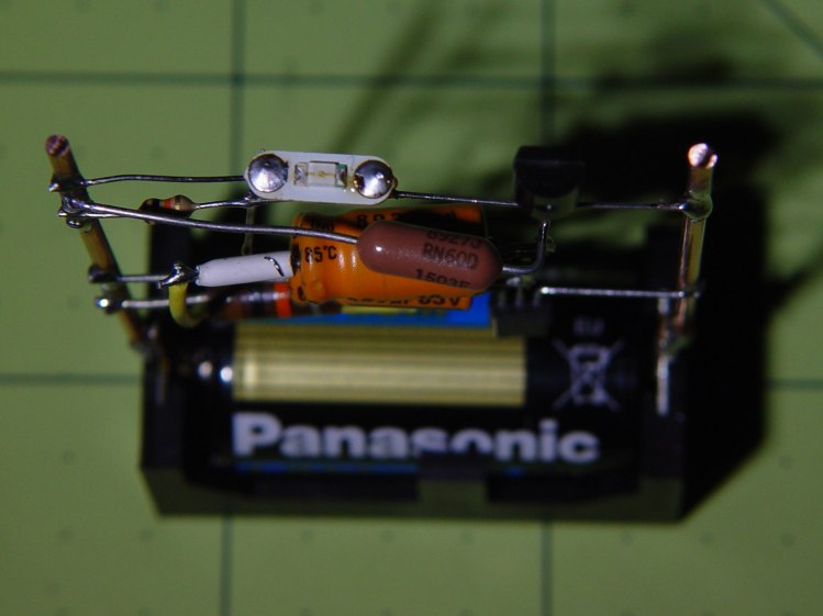 CR123A Astable - top - off