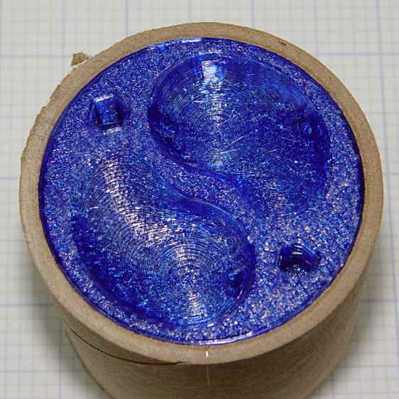 Threaded mailing tube end cap - installed