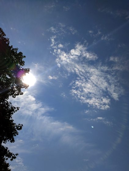 Eclipse 2017-08-21 - maximum - lens flare